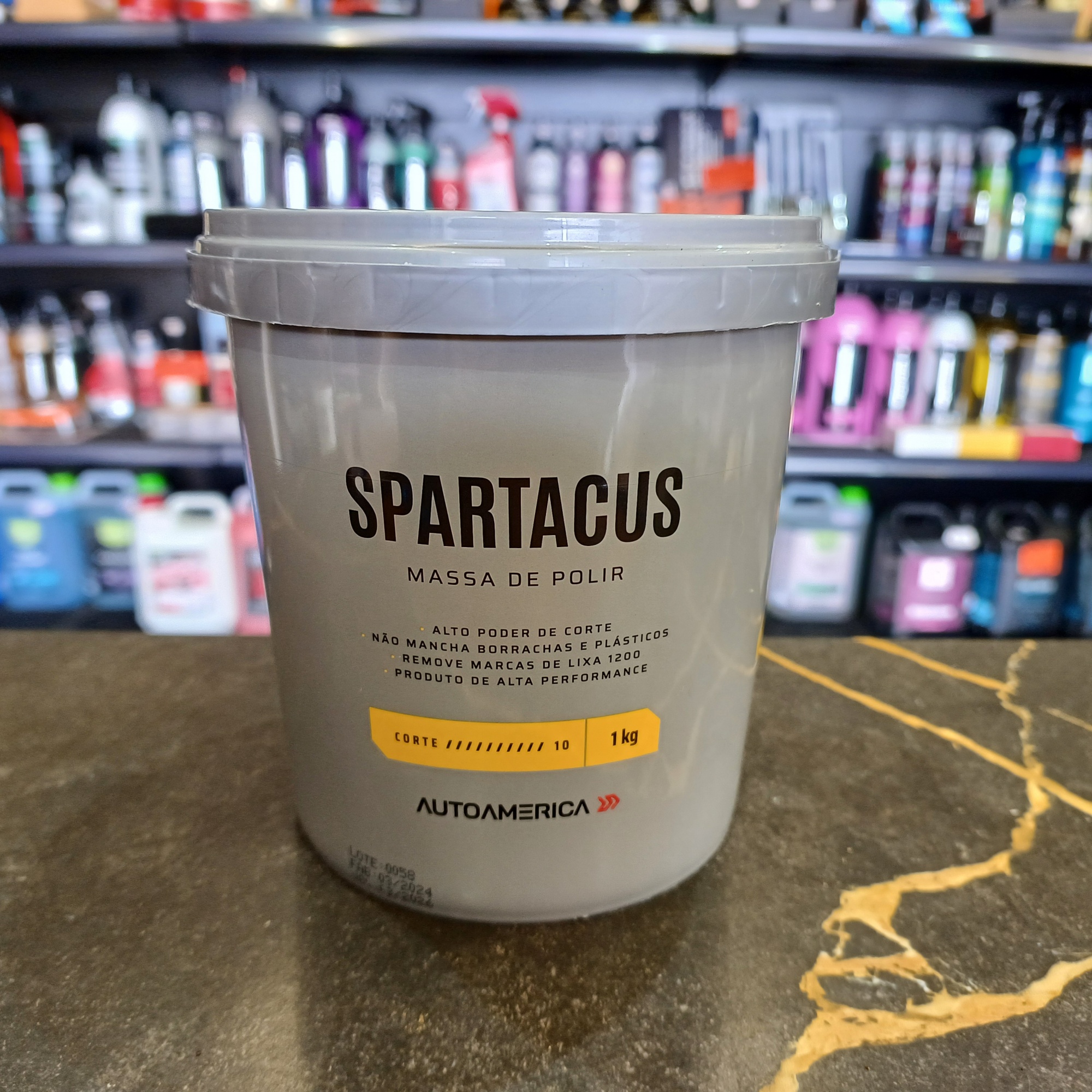 Massa De Polir Spartacus 1kg. AutoAmerica